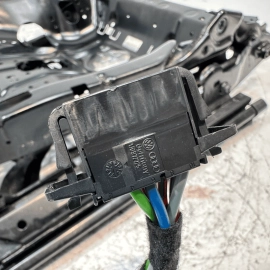 VOLKSWAGEN PASSAT FRONT LEFT DRIVER SIDE LOWER SEAT TRACK FRAME 2012-2022 OEM