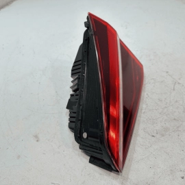 2017-2018 VOLKSWAGEN PASSAT LE TAILLIGHT RIGHT PASSENGER SIDE LED OEM DEFECT!