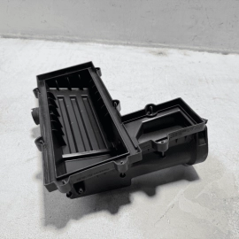 2018-2022 VW PASSAT 2.0L - Engine AIR Filter BOX / (UPPER) Cover OEM