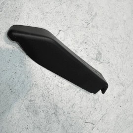 2016-2018 VOLKSWAGEN PASSAT LE REAR RIGHT SIDE INNER TAILLIGHT TRIM COVER OEM