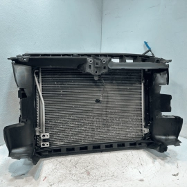 2016-2019 VOLKSWAGEN PASSAT 2.0L RADIATOR W/ SUPPORT FAN BLADE & SHROUD ASSY OEM