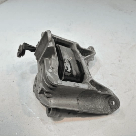 HONDA ACCORD 2018-2022 2.0L HYBRID REAR TRANSMISSION MOUNT BRACKET OEM