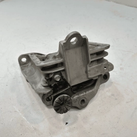 HONDA ACCORD 2018-2022 2.0L HYBRID REAR TRANSMISSION MOUNT BRACKET OEM