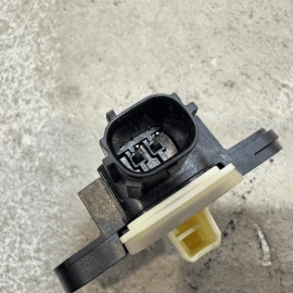 2019 INFINITI Q50 FRONT PASSENGER DOOR CRASH SIDE IMPACT PRESSURE SENSOR OEM