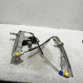 INFINITI Q50 2014-2020 FRONT RIGHT SIDE DOOR WINDOW REGULATOR W/ MOTOR OEM
