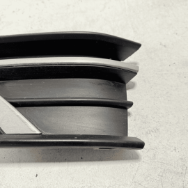 2016-2019 VOLKSWAGEN PASSAT FRONT DRIVER SIDE OUTTER GRILLE OEM