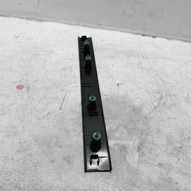 HONDA ACCORD 18-24 FRONT PASSENGER SILL SCUFF PLATE STEP COVER TRIM PANEL OEM HONDA ACCORD 18-24 FRONT PASSENGER SILL SCUFF PLATE STEP COVER TRIM PANEL OEM