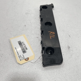 GMC TERRAIN 2018 - 2023 REAR LEFT DRIVER SIDE BUMPER RETAINER GUIDE BRACKET