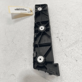 GMC TERRAIN 2018 - 2023 REAR LEFT DRIVER SIDE BUMPER RETAINER GUIDE BRACKET