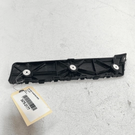 GMC TERRAIN 2018 - 2023 REAR LEFT DRIVER SIDE BUMPER RETAINER GUIDE BRACKET