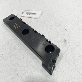 GMC TERRAIN 2018 - 2023 REAR LEFT DRIVER SIDE BUMPER RETAINER GUIDE BRACKET