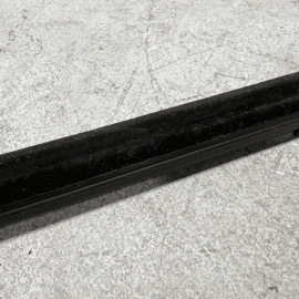 HONDA ACCORD Hybrid 2018 FRONT RIGHT PASSENGER SIDE DOOR WINDOW BELT MOLDING OEM