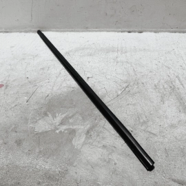 HONDA ACCORD Hybrid 2018 FRONT RIGHT PASSENGER SIDE DOOR WINDOW BELT MOLDING OEM