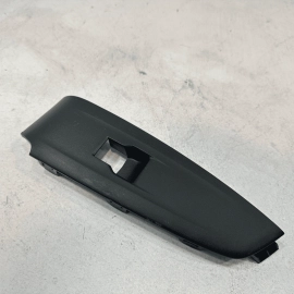 HONDA ACCORD REAR DRIVER SIDE DOOR WINDOW SWITCH BEZEL PANEL TRIM 2018-2022 OEM HONDA ACCORD REAR DRIVER SIDE DOOR WINDOW SWITCH BEZEL PANEL TRIM 2018-2022 OEM