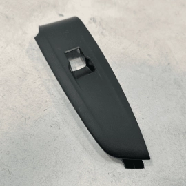 HONDA ACCORD REAR DRIVER SIDE DOOR WINDOW SWITCH BEZEL PANEL TRIM 2018-2022 OEM HONDA ACCORD REAR DRIVER SIDE DOOR WINDOW SWITCH BEZEL PANEL TRIM 2018-2022 OEM