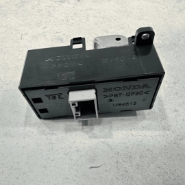 HONDA ACCORD REAR LEFT OR RIGHT SIDE DOOR WINDOW SWITCH 2018 - 2022 OEM