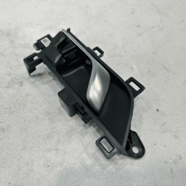 HONDA ACCORD REAR RIGHT PASSENGER DOOR INTERIOR PULL INNER HANDLE 2018-2022 OEM HONDA ACCORD REAR RIGHT PASSENGER DOOR INTERIOR PULL INNER HANDLE 2018-2022 OEM