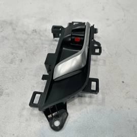 HONDA ACCORD REAR RIGHT PASSENGER DOOR INTERIOR PULL INNER HANDLE 2018-2022 OEM HONDA ACCORD REAR RIGHT PASSENGER DOOR INTERIOR PULL INNER HANDLE 2018-2022 OEM