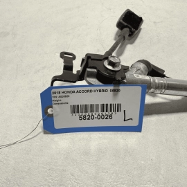 2018-2022 Honda Accord Hybrid Front Left Driver Seat Belt Buckle OEM