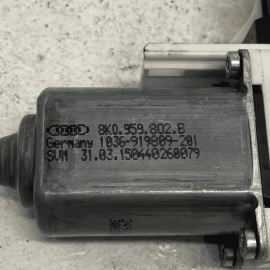 2015-2018 AUDI Q3 FRONT RIGHT PASSENGER SIDE DOOR WINDOW MOTOR OEM