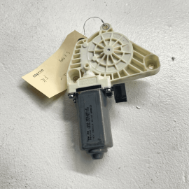 VOLKSWAGEN JETTA 2019 - 2021 FRONT LEFT SIDE DOOR WINDOW REGULATOR MOTOR OE