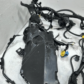 HONDA ACCORD HYBRID 2.0L ENGINE BAY WIRE WIRING HARNESS W/ FUSE BOX 2018-19 OEM HONDA ACCORD HYBRID 2.0L ENGINE BAY WIRE WIRING HARNESS W/ FUSE BOX 2018-19 OEM