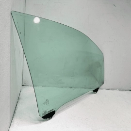 2018-2021 Honda Pilot  Front Right Passenger Door Window Glass OEM