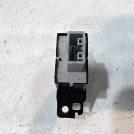 2016-2018 HONDA PILOT DASHBOARD RIGHT PASSENGER SIDE SEAT HEAT HEATER SWITCH OEM 2016-2018 HONDA PILOT DASHBOARD RIGHT PASSENGER SIDE SEAT HEAT HEATER SWITCH OEM