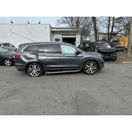 Honda Pilot Rear Second Row Center Middle Seatbelt Belt Retractor 2016-2022 OEM