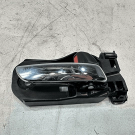 HONDA PILOT 2016-2022 FRONT OR REAR PASSENGER SIDE INTERIOR DOOR HANDLE OEM 1PCS HONDA PILOT 2016-2022 FRONT OR REAR PASSENGER SIDE INTERIOR DOOR HANDLE OEM 1PCS