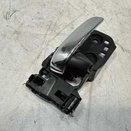 HONDA PILOT 2016-2022 FRONT OR REAR PASSENGER SIDE INTERIOR DOOR HANDLE OEM 1PCS HONDA PILOT 2016-2022 FRONT OR REAR PASSENGER SIDE INTERIOR DOOR HANDLE OEM 1PCS