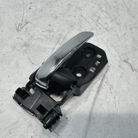 HONDA PILOT 2016-2022 FRONT OR REAR PASSENGER SIDE INTERIOR DOOR HANDLE OEM 1PCS HONDA PILOT 2016-2022 FRONT OR REAR PASSENGER SIDE INTERIOR DOOR HANDLE OEM 1PCS