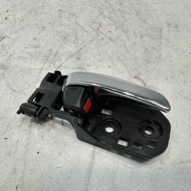 HONDA PILOT 2016-2022 FRONT OR REAR PASSENGER SIDE INTERIOR DOOR HANDLE OEM 1PCS HONDA PILOT 2016-2022 FRONT OR REAR PASSENGER SIDE INTERIOR DOOR HANDLE OEM 1PCS