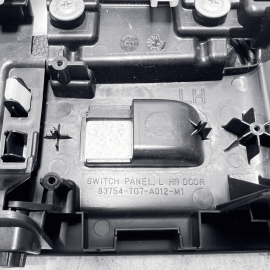 HONDA PILOT DOOR ARMREST & SWITCH BEZEL & CUPHOLDER REAR DRIVER SIDE 16-22 OEM