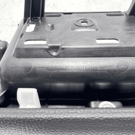 HONDA PILOT DOOR ARMREST & SWITCH BEZEL & CUPHOLDER REAR DRIVER SIDE 16-22 OEM HONDA PILOT DOOR ARMREST & SWITCH BEZEL & CUPHOLDER REAR DRIVER SIDE 16-22 OEM