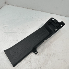 HONDA PILOT 2016-2019 REAR PASSENGER SIDE DOOR SILL SCUFF PLATE TRIM COVER OEM HONDA PILOT 2016-2019 REAR PASSENGER SIDE DOOR SILL SCUFF PLATE TRIM COVER OEM