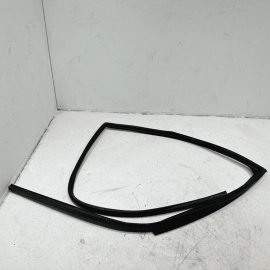 HONDA PILOT 16-22 REAR PASSENGER DOOR GLASS RUN CHANNEL WEATHERSTRIP SEAL OEM