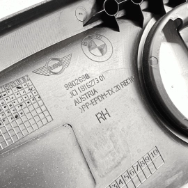 MINI COOPER COUNTRYMAN R60 2011-2016 FRONT RIGHT SIDE COVER TRIM SEAT OUTER MINI COOPER COUNTRYMAN R60 2011-2016 FRONT RIGHT SIDE COVER TRIM SEAT OUTER