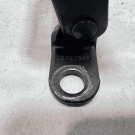 HONDA PILOT 2016-2022 FRONT RIGHT PASSENGER SIDE DOOR HINGE LOWER OEM = NH797M =
