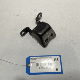 HONDA PILOT 2016-2022 FRONT RIGHT PASSENGER SIDE DOOR HINGE LOWER OEM = NH797M =