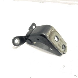 HONDA PILOT 2016-2018 FRONT RIGHT PASSENGER SIDE DOOR HINGE UPPER OEM = NH797M =