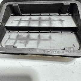 18-20 Honda Accord Rear Driver Side Quarter Air Drafter Pressure Vent Grille OEM