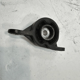 HONDA PILOT 2016-2022 AWD REAR DIFFERENTIAL LEFT DRIVER SIDE MOUNT BRACKET OEM