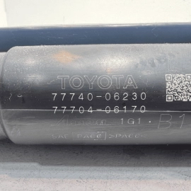 TOYOTA CAMRY FUEL VAPOR EVAPORATOR CANISTER / CANISTER CHARC 2018 - 2024 OEM