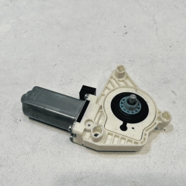 2018-2022 Volkswagen Atlas Front Left Driver Side Window Motor OEM