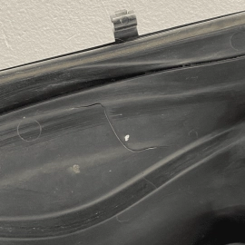 2007 - 2013 MERCEDES S550 W221 Front Hood Windshield Vent Cover Cowl Panel 