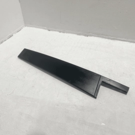 2018-2024 VOLKSWAGEN ATLAS REAR DRIVER DOOR WINDOW B PILLAR APPLIQUE MOLDING OEM