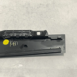 2018-2024 VOLKSWAGEN ATLAS REAR DRIVER DOOR WINDOW B PILLAR APPLIQUE MOLDING OEM