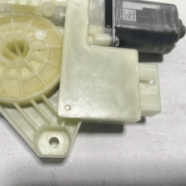2018-2019 VOLKSWAGEN ATLAS REAR LEFT DRIVER SIDE WINDOW REGULATOR MOTOR OEM