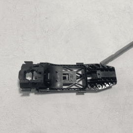 2018-2024 VOLKSWAGEN ATLAS REAR LEFT OR RIGHT SIDE EXTERIOR DOOR HANDLE BASE OEM